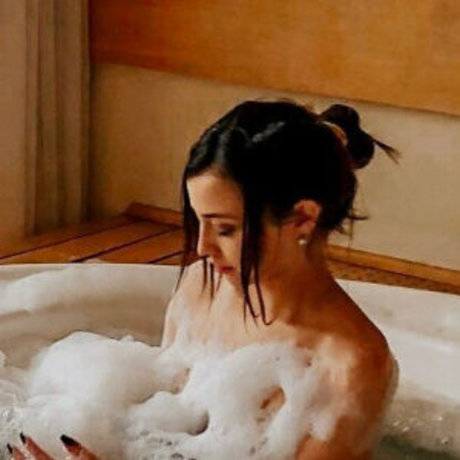 vmariof perfect model images