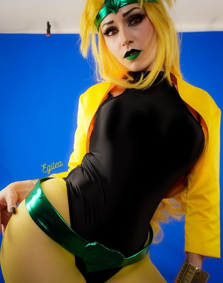 Egilea ASMR star hot pic