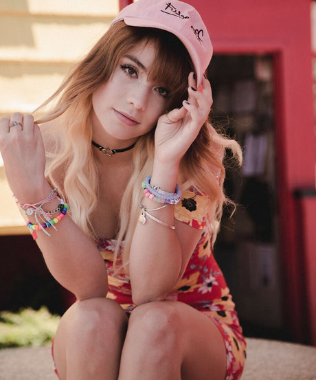 Cindy Paola hd pornstar img