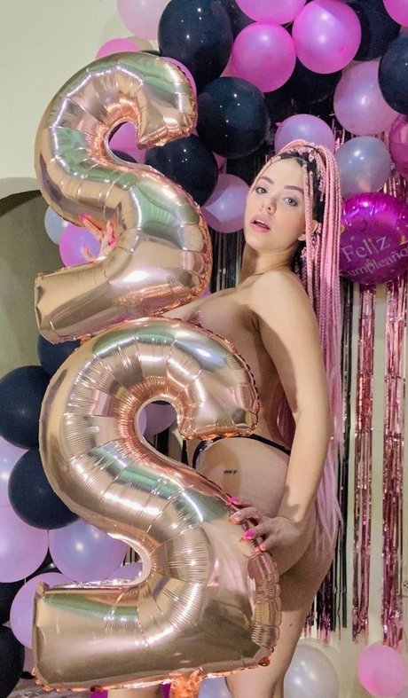 Genesis Muneton pornstar nude images