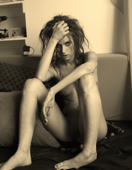 Lonna Manson star pornographic photos