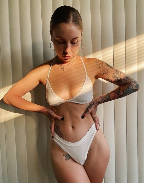 Lil Debbie star erotic picture