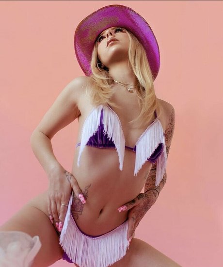 Lil Debbie exclusive star pic