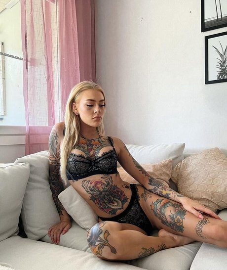 Aurajoutsenlampi free pornstar photo