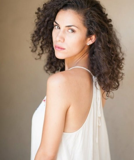 Andrea Sixtos beautiful actress img