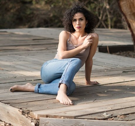 Andrea Sixtos free model pictures