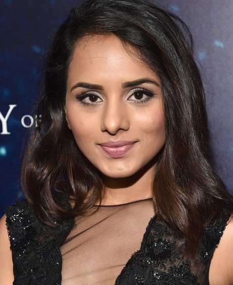 Aparna Brielle pornographic model picture