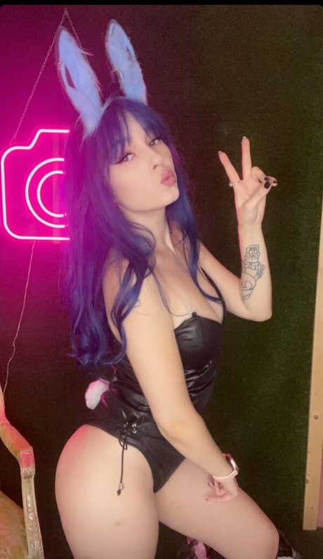 Waiifubunny erotic actress picture