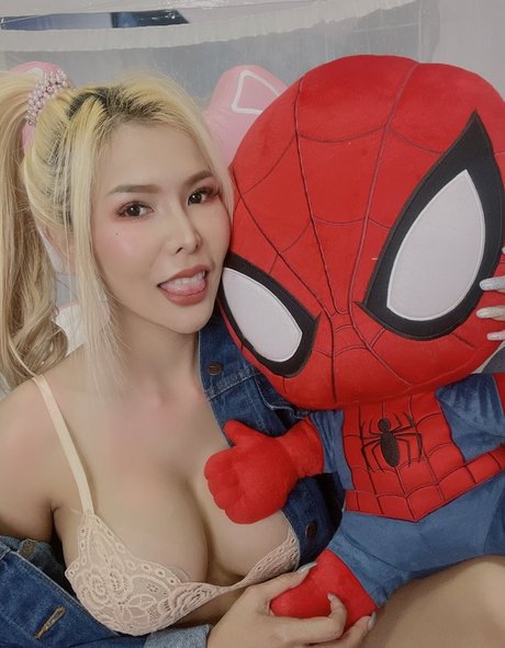 White Spa ASMR nude model gallery