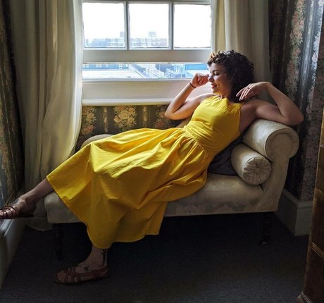 Frankie Ward art actress pics