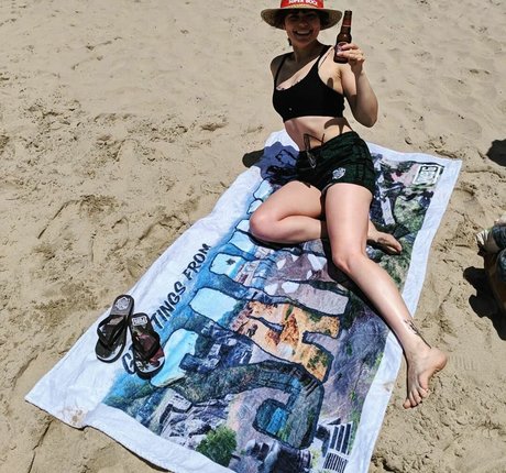 Frankie Ward hot star photos