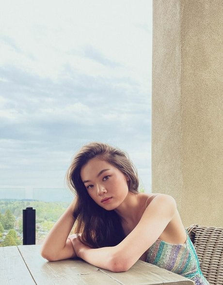 Alexa Loo porn actress picture