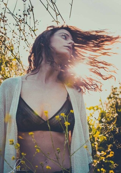 Yael Gayaa pretty model images