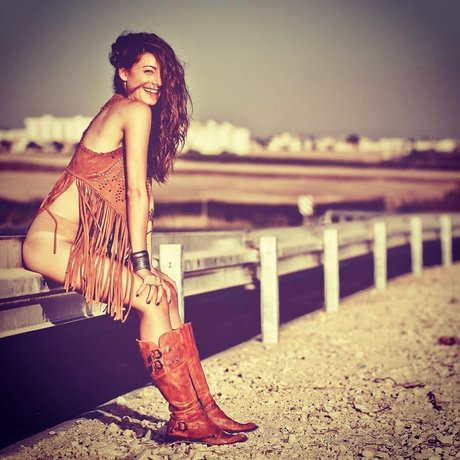 Yael Gayaa model high quality images