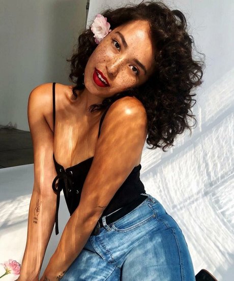 Felicia Fo Porter pornstar top pic