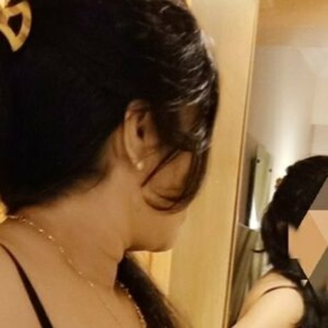 Desihotwife pretty actress archive