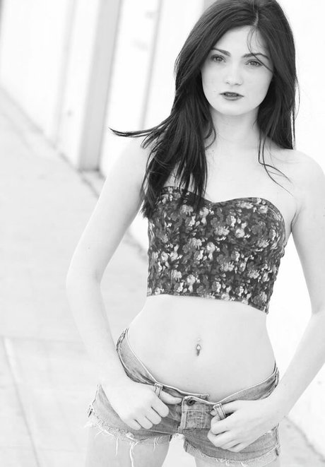 Alexis Raich naked pornstar galleries