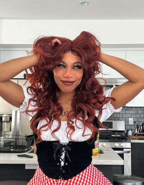 kieraplease star picture