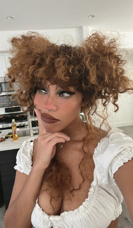 kieraplease top pornstar pic