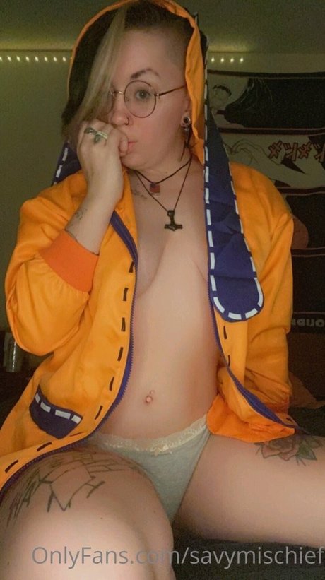 SavyMischief model xxx image