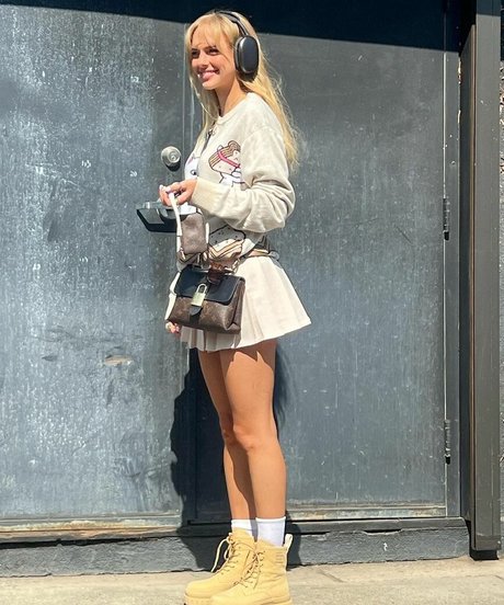 Jessica Belkin sexy pornstar image