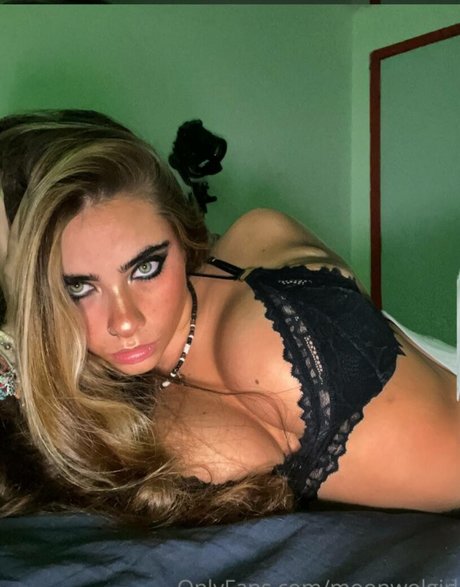 moonwolfgirl_ model hd gallery