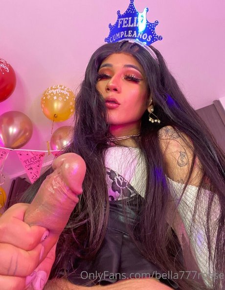 bella777rosse model porn pics