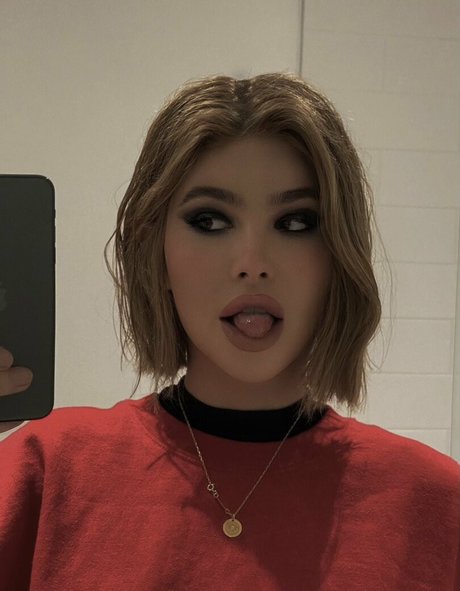 valiumlollipops model perfect photo