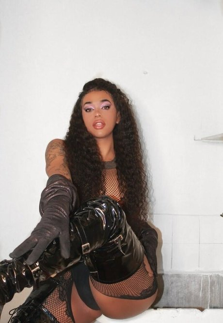 Carla Amaral star perfect picture