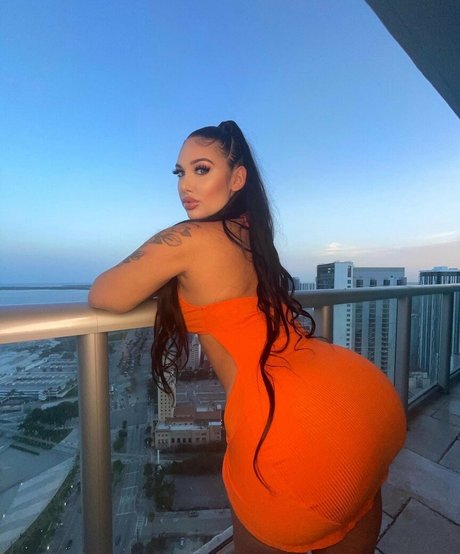 pawg girls onlyfans erotic photos