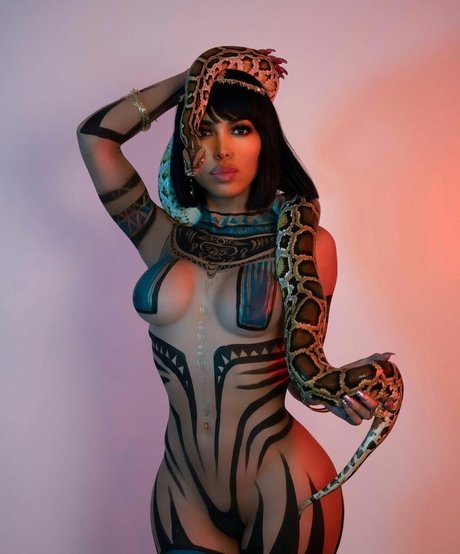 Brissa Dominguez model pretty galleries