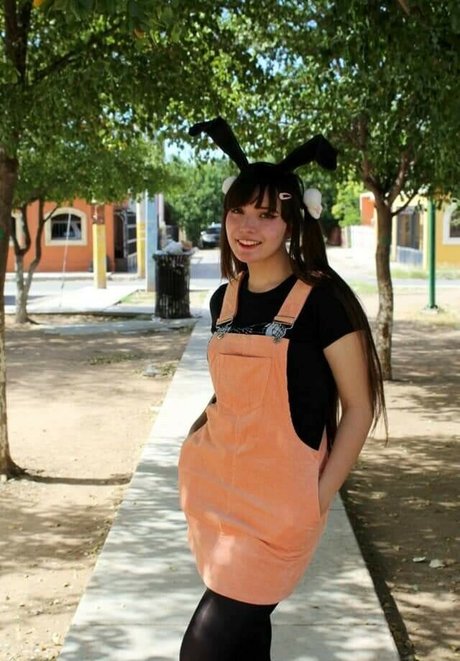 Hato Joestar model erotic img