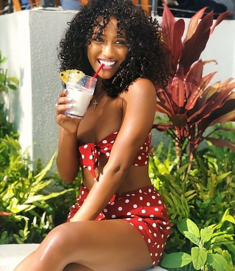 Official Janina porn actress gallery