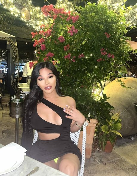 Jaslyn Lee pornstar high quality images