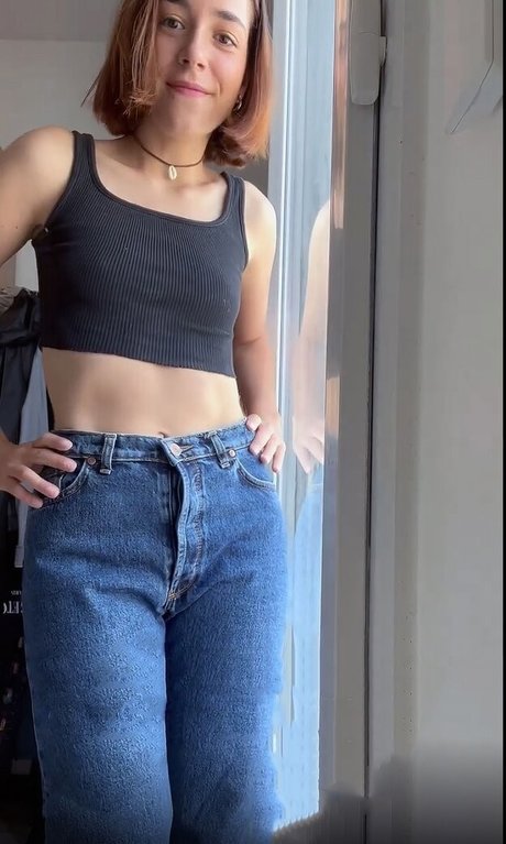 Lou Howard model nudes img