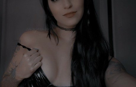 SavagexMav model naked galleries