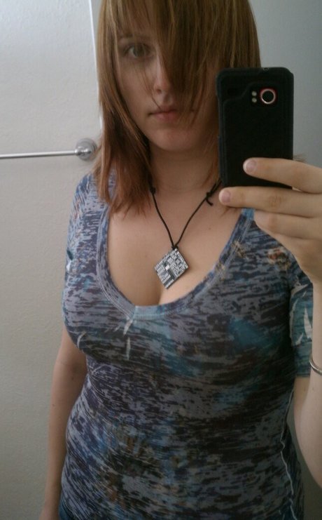 NixiePixel pretty model gallery