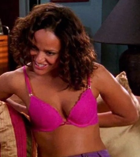 Judy Reyes porn model pictures