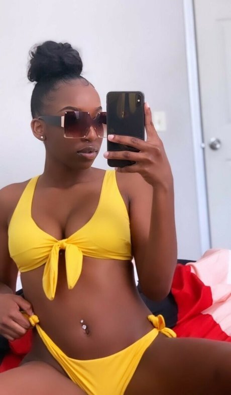 throatog high quality model images