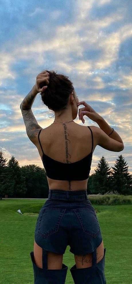 Alena Omovich pornstar art archive