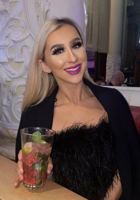 Shannen Johnson nice actress img