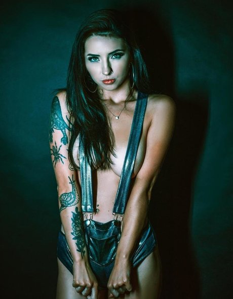 huge shemale onlyfans beautiful nude pic