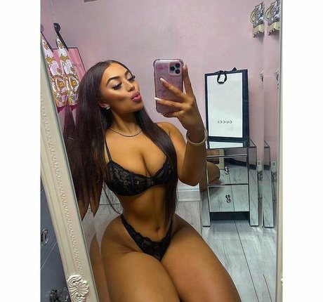 Kate Isobel Daisy free pornstar photos