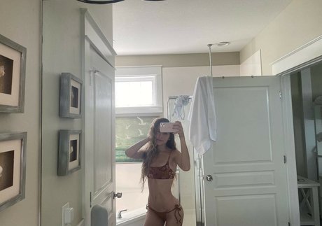 RyyFyy pornstar hd gallery