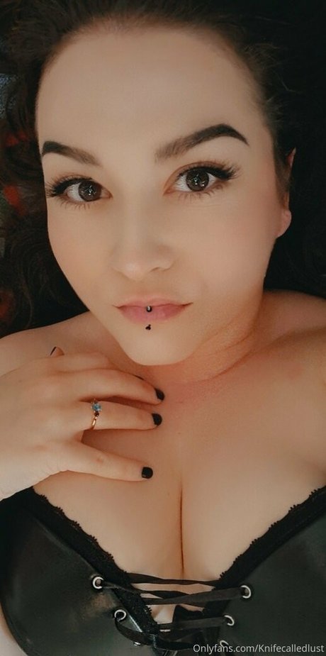 Knifecalledlust model sex photos