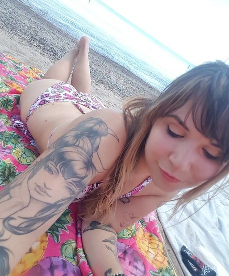 Erika Szabo model naked photo