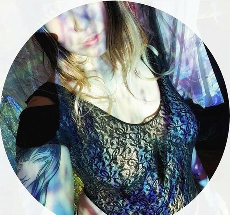 Erika Szabo sex actress pics