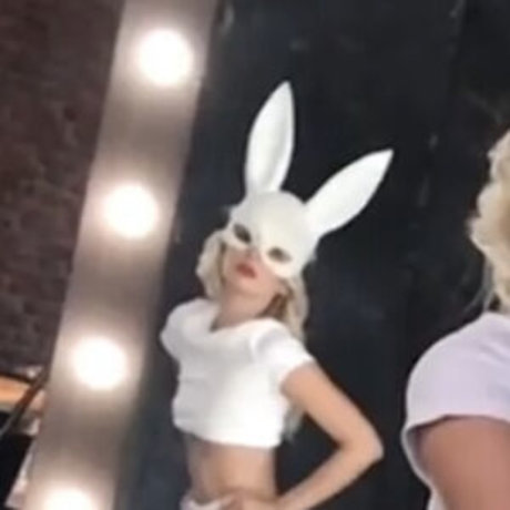 Hana Chomaniova adult actress archive