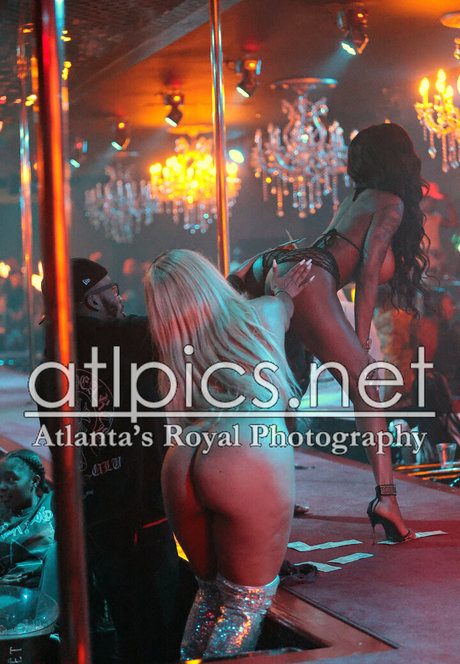 Nisha Thomas nice star pics