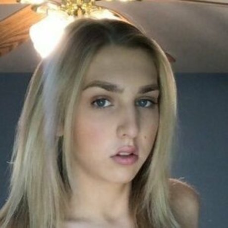 Kelly Cadigan model sex pics